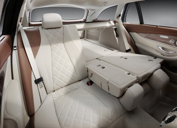 Mercedes-Benz E-Class Estate (BR 213), 2016