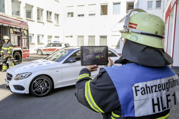 Die Mercedes-Benz Rescue Assist App: Smarte Hilfe für Rettungskräfte