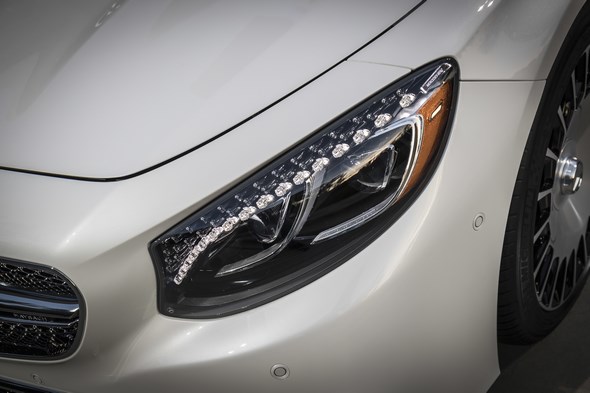 Preview Neues Mercedes-Maybach S 650 Cabriolet: Ultimative Open-Air-Exklusivität