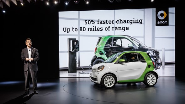 Mercedes-Benz & smart auf der Los Angeles Auto Show 2016.