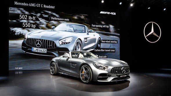 Mercedes-Benz & smart auf der Los Angeles Auto Show 2016:Tobias Moers, Vorsitzender der Geschäftsführung der Mercedes-AMG GmbH, präsentiert den neuen Mercedes-AMG GT C Roadster.